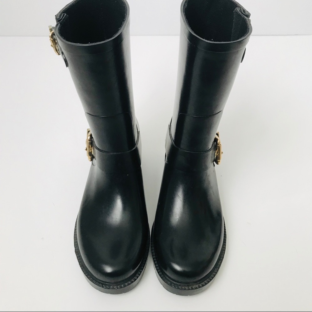 Vince Camuto Black rain boots with gold accents women’s size 6